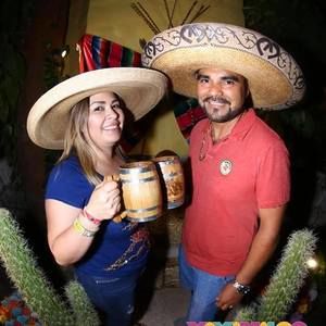 Meet your Posher, Roxana